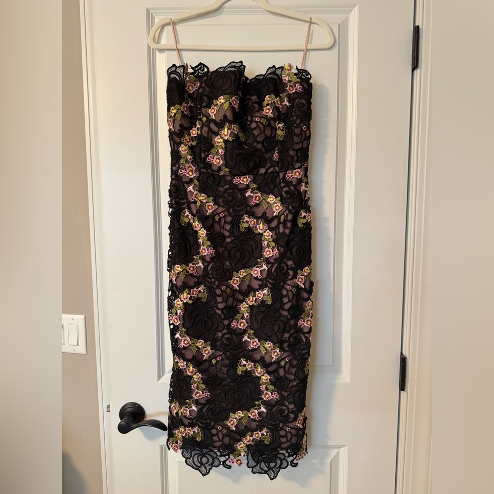 Elegant Black Floral Lace Dress